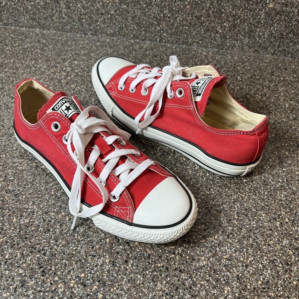 Converse Chuck Taylor All Star Red Canvas Womens 8.5 Sneaker Men 6.5 Lace Up Low